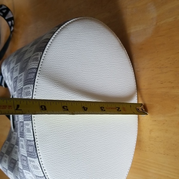 Karl Lagerfeld Paris White Adele Bucket Bag - Picture 13 of 13